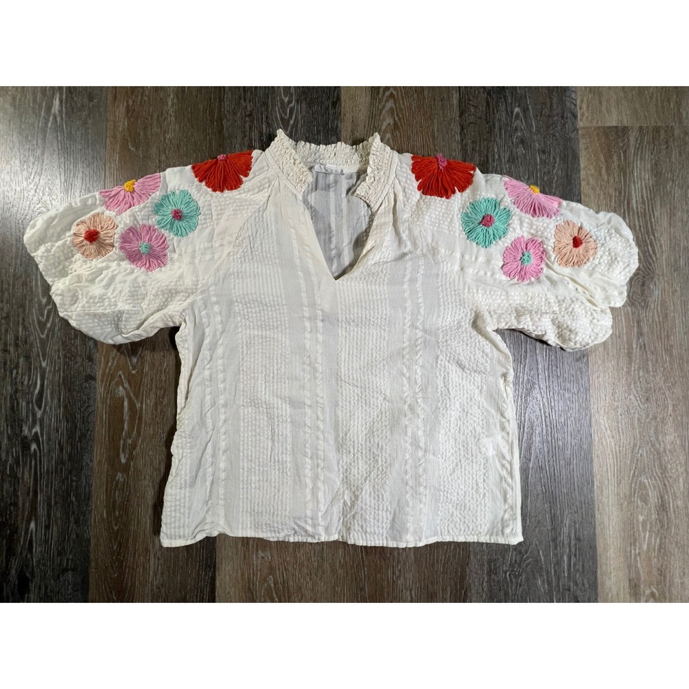 THML Embroidered Floral Blouse Womens XS White Puff Sleeve V-Neck Boho Top